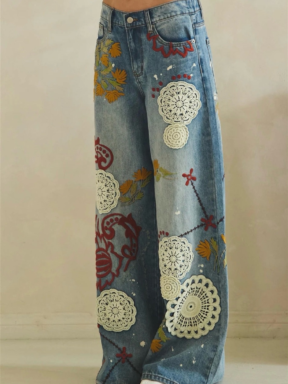 Washed Embroidery Wide Leg Denim Jeans - Picture 11 of 14
